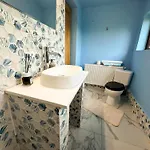 Golden Escape - Charming In Prime Location *
