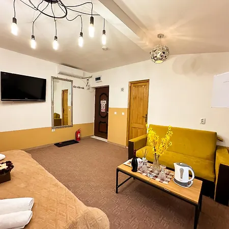 Golden Escape - Charming In Prime Location * Craiova
