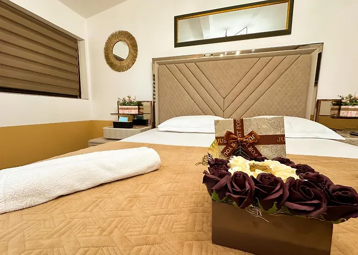 Golden Escape - Charming In Prime Location *